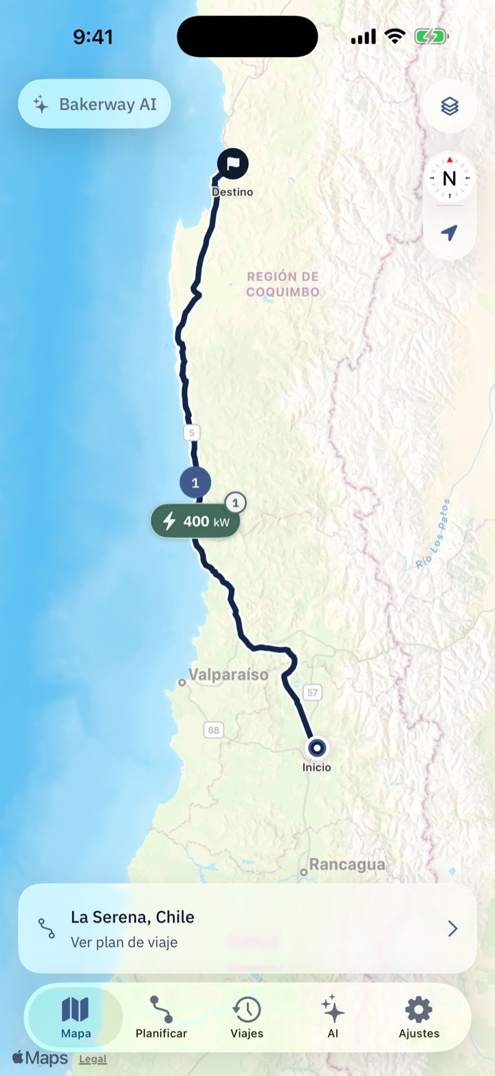 Mapa de Bakerway con la ruta de Santiago a La Serena por la costa y una parada de carga de 400 kW.